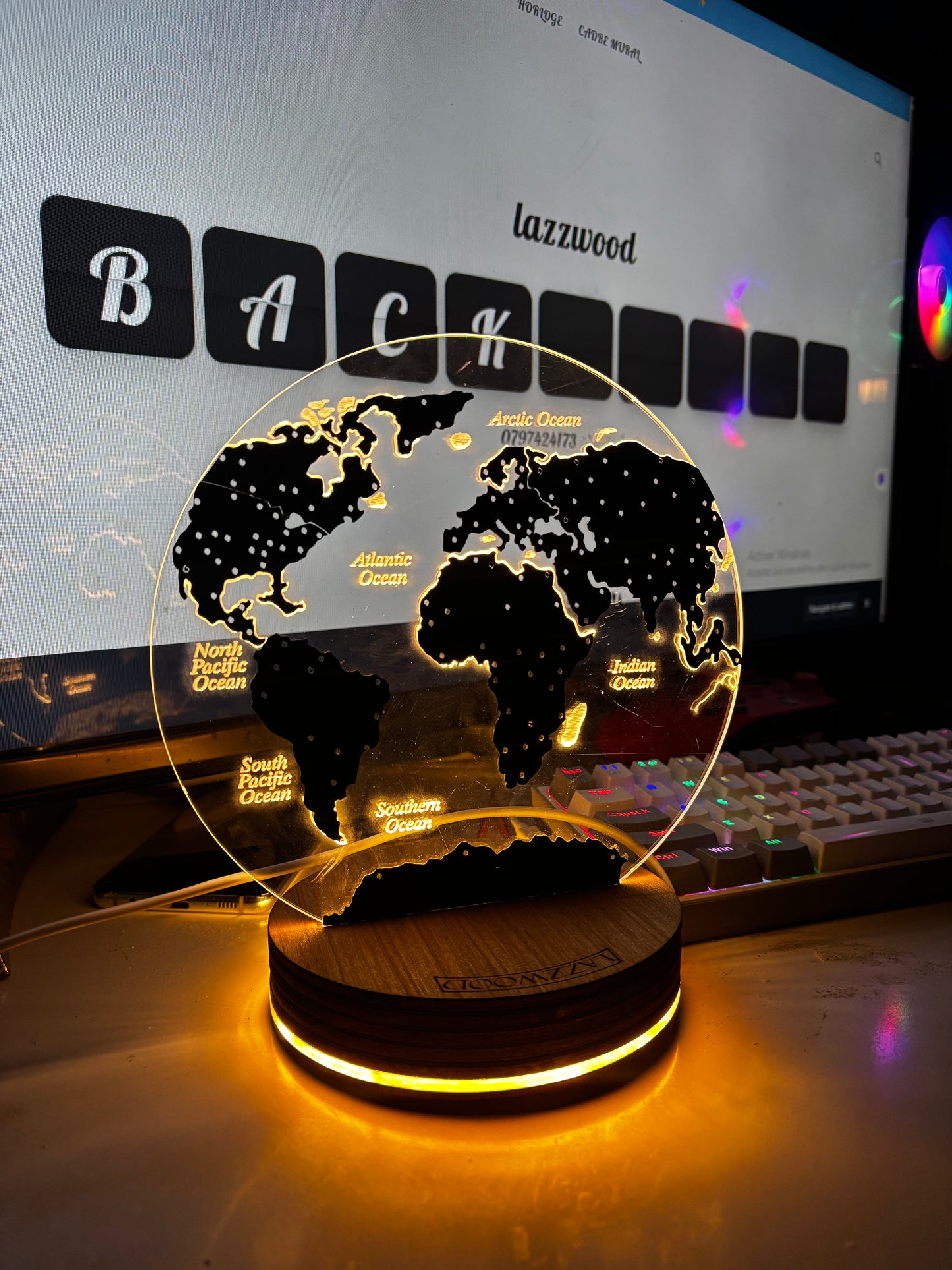 Lampe LED Carte du Monde