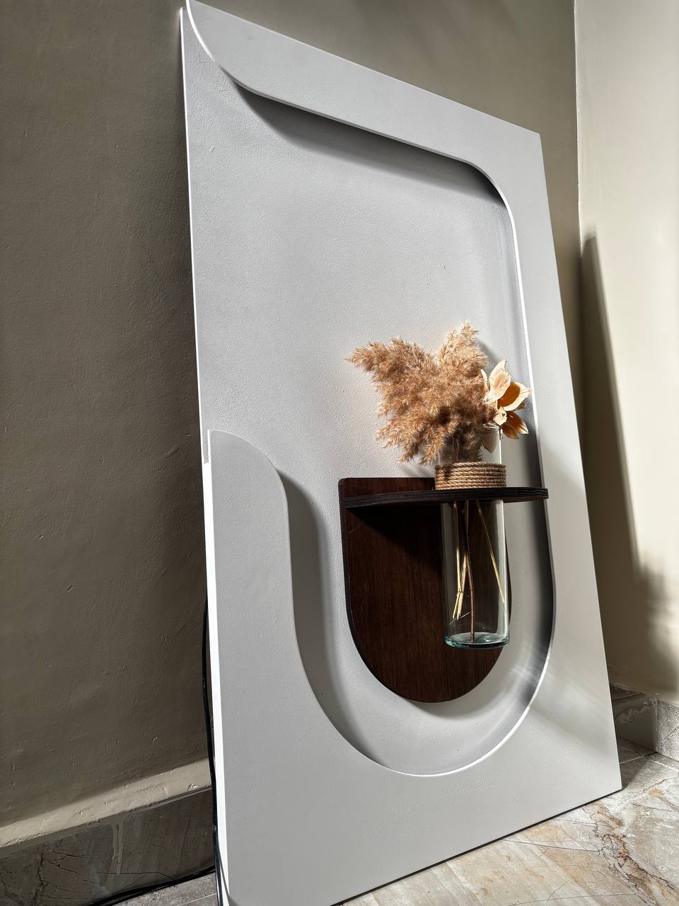 🪵 لوحة جدارية خشبية بإضاءة LED – لمسة فنية تزيّن منزلك